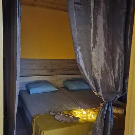 Πανσιόν жасмин *