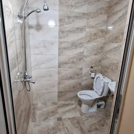 жасмин Πανσιόν