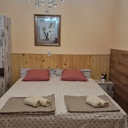 жасмин Πανσιόν