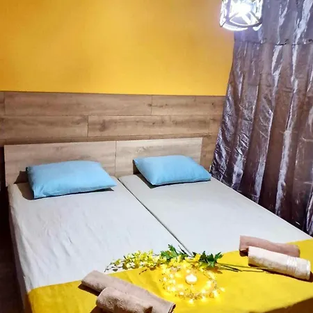 Πανσιόν жасмин