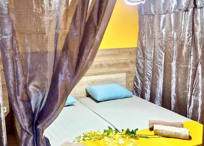 жасмин Pensiune